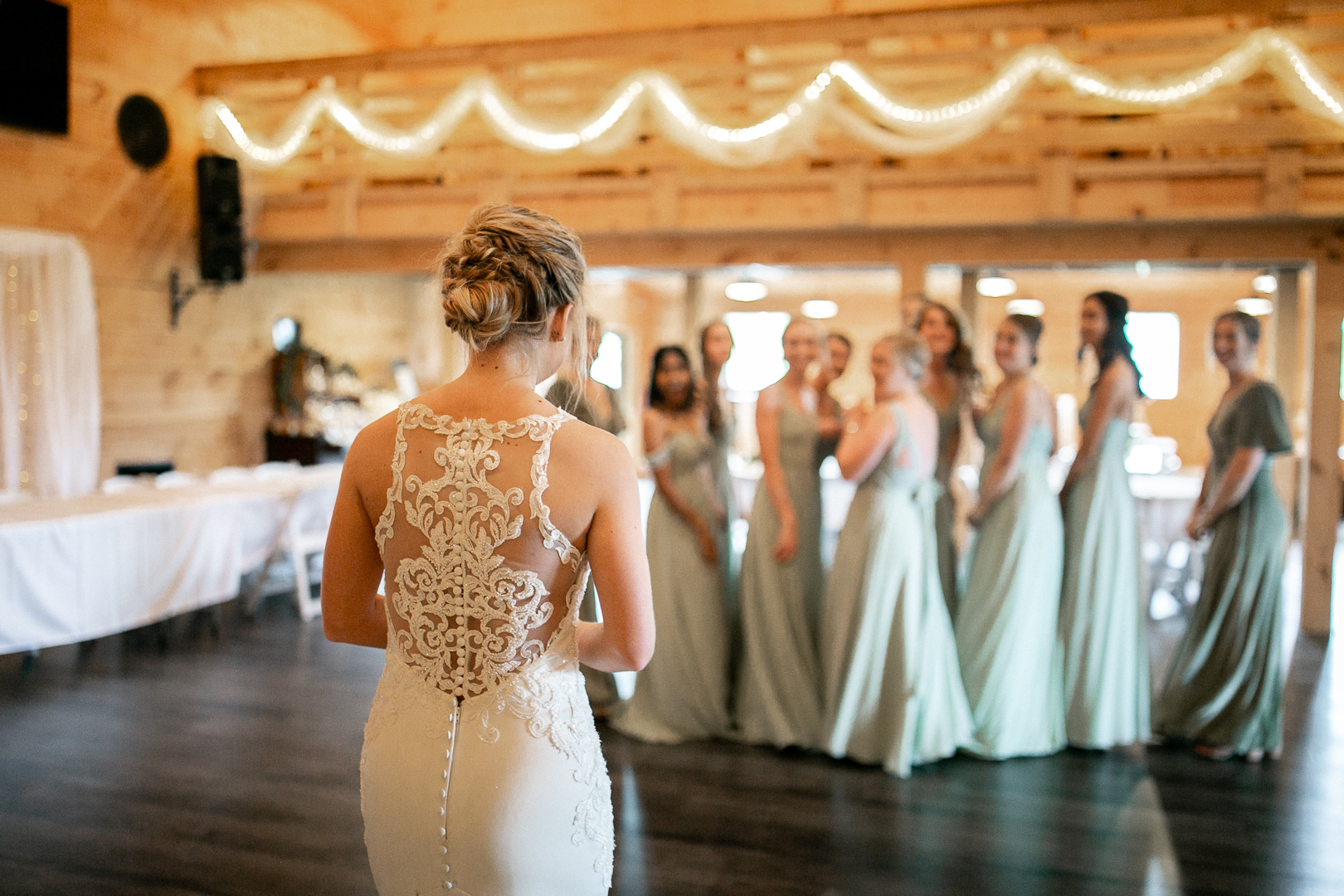 Sunset Ridge Barn Wedding | Jacob + Lauren - lephotodesign.com